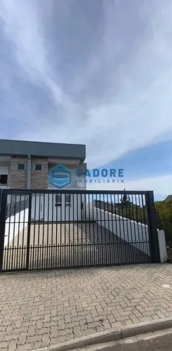 SOBRADO COM 3 DORMITÓRIOS NO SÃO VIRGÍLIO