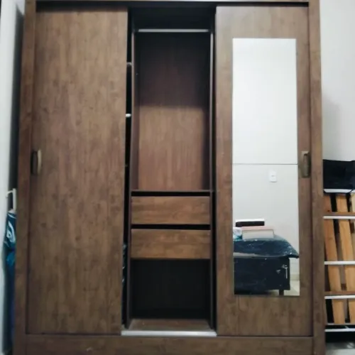 Guarda roupa, solteiro ótimo estado não tem avaria