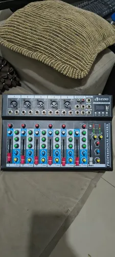Mesa de som vedo 8 canais com efeitos