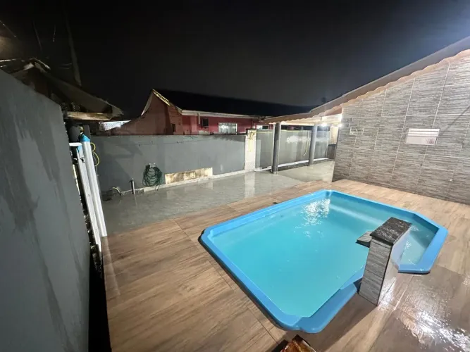 Casa em praia ? de leste com ar condicionado
