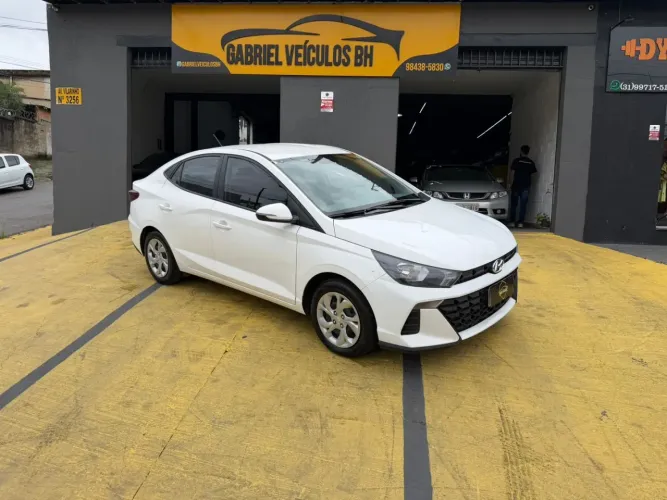 Hyundai HB20S Comfort Plus 1.0 TB Flex 12V Mec. 2025