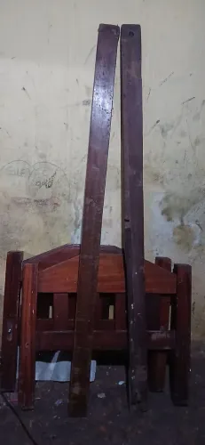 Armação de cama solteiro ( sem o extrato)