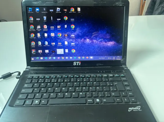 Notebook STI N1401 - Pentium B950 - 4GB RAM - HD 500GB