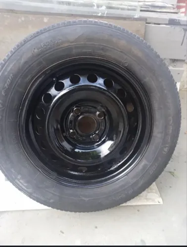 Aro 14 hb20 com pneu remold bom