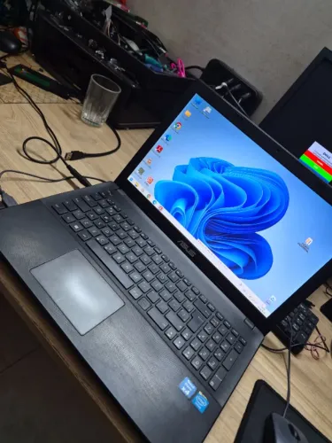 Notebook Asus Quad Core 4 Gigas Memória HD 500 Gigas Windows Pacote Office Somos Loja
