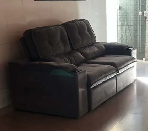 Sofá 2.40m retrátil com porta copos cinza - ACEITO PROPOSTA