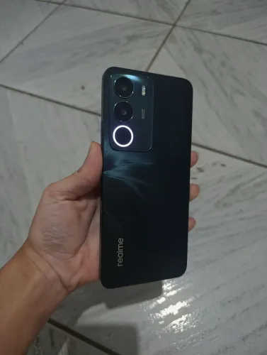 Vendo Realme C71 256gb 16 RAM Zero Novo