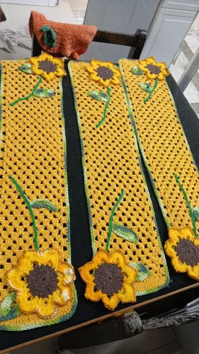 Caminho mesa girassol croche