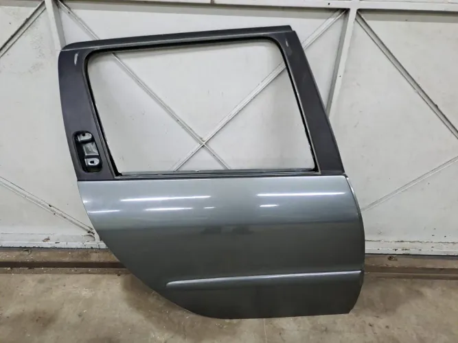 Porta traseira direta Peugeot 207 SW 2012