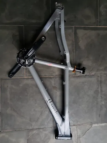 Quadro Banshee Scirocco aro 26 downhill dirt jump