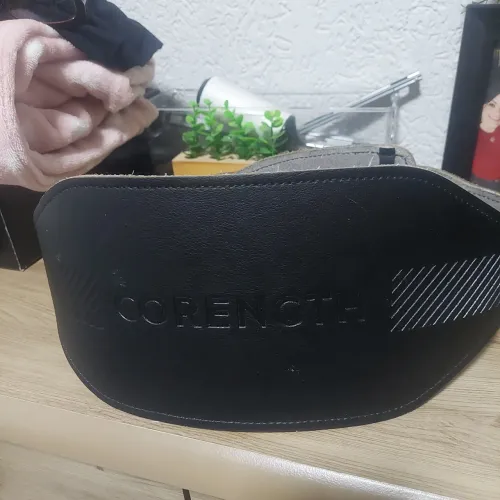 Vendo cinturão de couro otimo quem faz forca na academia só 45 reais novo