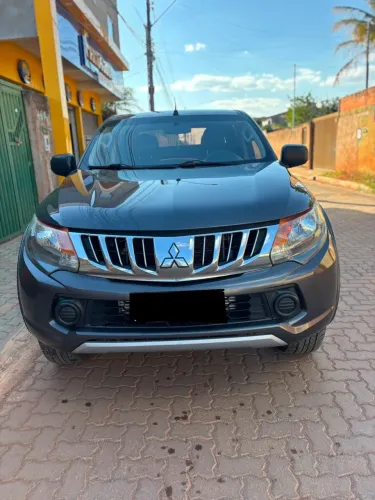 Mitsubishi L200 Triton Sport GLS 2.4 CD Diesel Mec. 2018