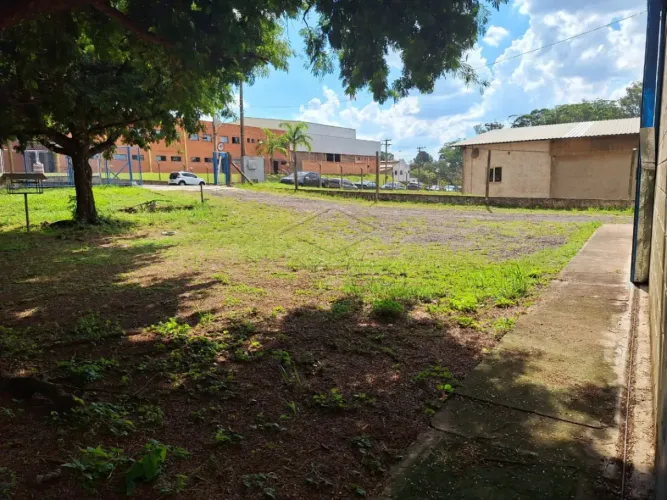 Galpão Comercial à Venda - Distrito Industrial
