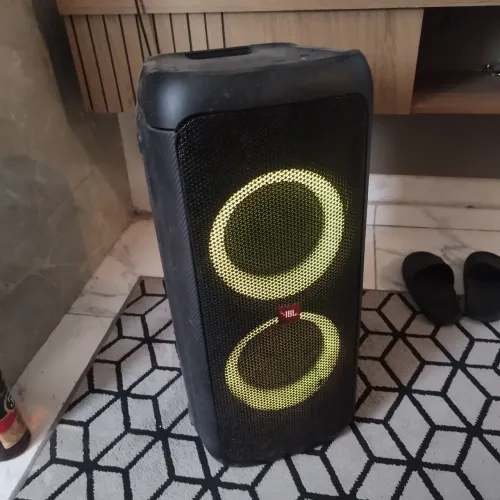 Caixa de som JBL party box 300