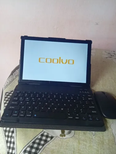 Tablet coolvo com teclado e mouse no precinho R$:650,00
