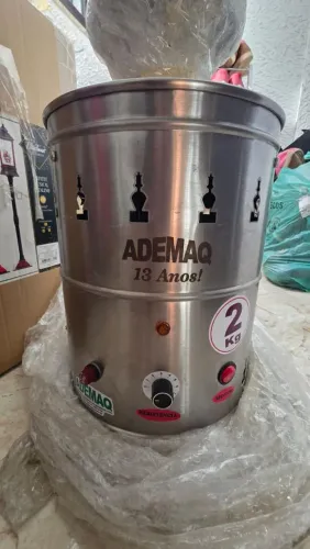 Cascata de Chocolate Profissional ADEMAQ ? Nunca Usada<br>