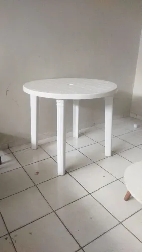 Mensa desmontável