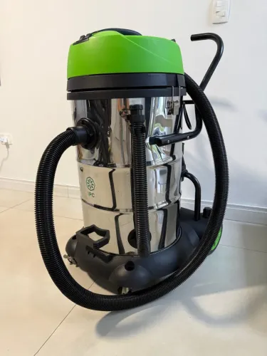 Aspirador Profissional IPC Hiper Clean 75L - 2 Motores - Aspira Pó e Líquidos