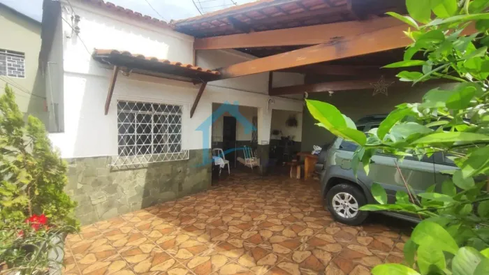 Casa para Venda em Belo Horizonte, Dom Cabral, 5 dormitórios, 2 banheiros, 2 vagas