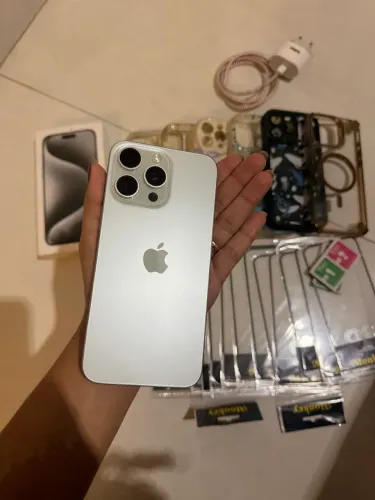iPhone 15 Pro Max - 256gb