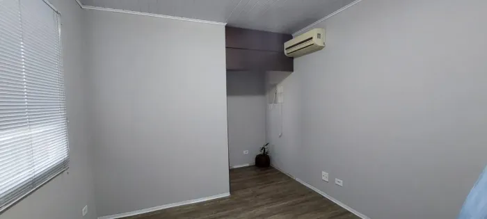 Alugo Sala Comercial em bairro Sitio Cercado Curitiba PR