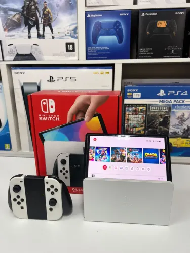 Nintendo Switch OLED desbloqueado 256gb 2.599 NO PIX OU 2.399,00 no dinheiro (especie) ou