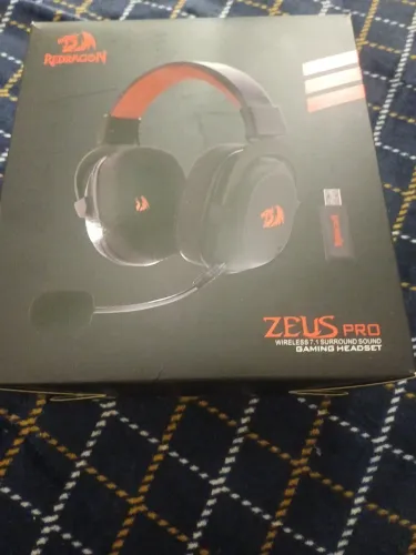 Headset red dragon zeus pro wireless