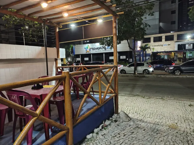 " PIZZARIA NO MEIRELES"