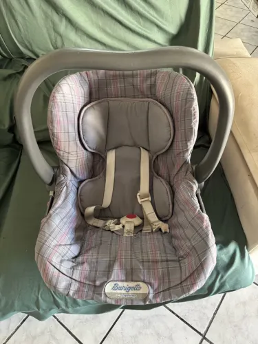 Bebê conforto Burigotto 