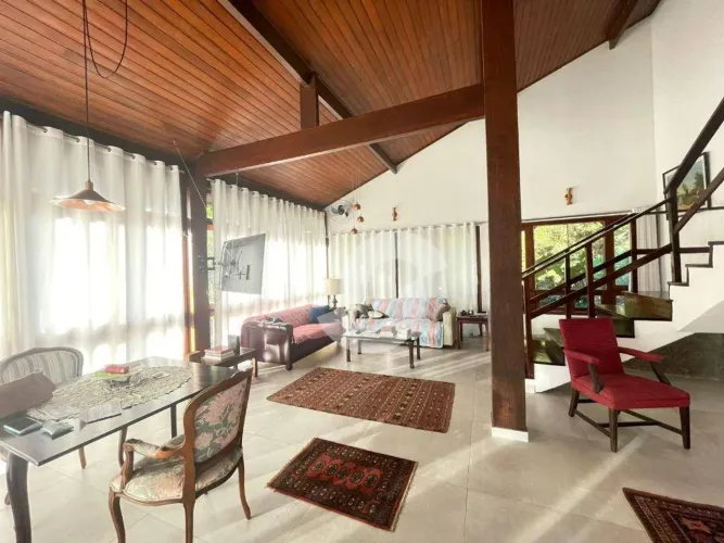 Casa com 5 dormitórios à venda, 343 m² por R$ 1.660.000,00 - Itacoatiara - Niterói/RJ