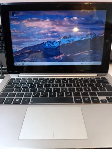Notebook Asus vivabook X202E