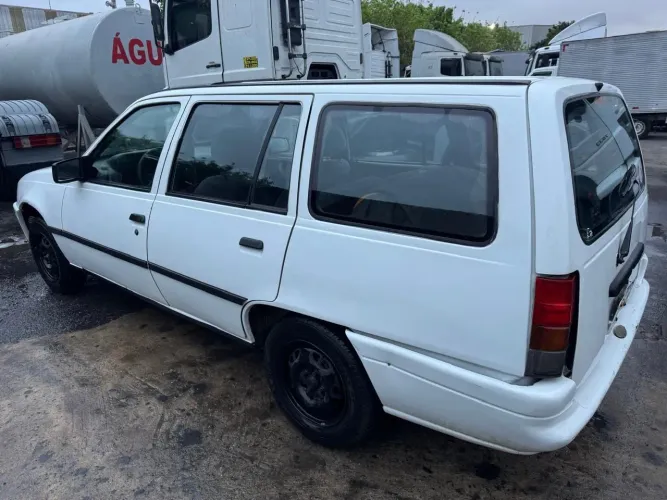 Chevrolet Ipanema GL 1.8 MPFI / EFI /SL 4P (álcool) 1997