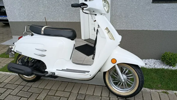 Scooter Mototorino Velvet 150 cc