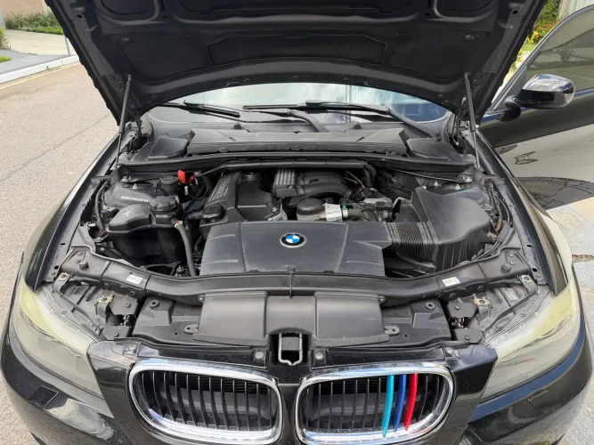 BMW 320I A 2011