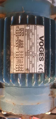 Motor voges trifásico