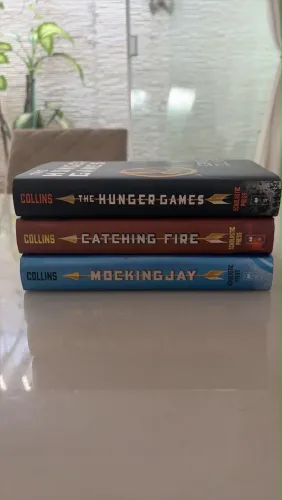 Trilogia The Hunger Games - Importado (capa dura)