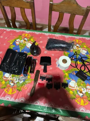VENDO KIT COMPLETO DE BARBEIRO