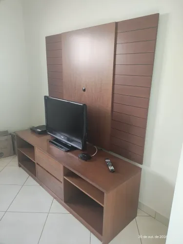 Painel e aparador para sala/televisão 