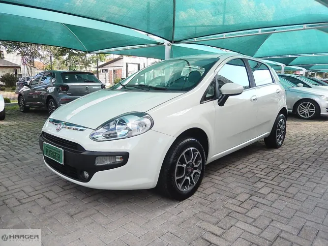 Fiat Punto Attractive 1.4 Fire Flex 8V 5P 2015