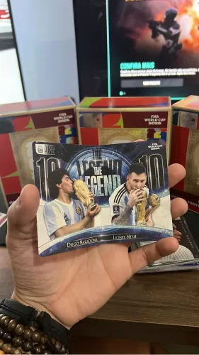 Card Messi & Maradona The Legend 10/10 | FIFA World Cup 2026 | Raro