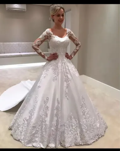 Vestido de Noiva Cetim Rendado