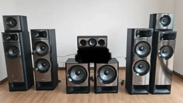 CONJUNTO DE CAIXAS ACÚSTICAS SONY MUTEKI