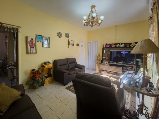 Casa à venda no Areal, Pelotas 291 m², 4 quartos, piscina aquecida, 4 vagas e potencial c