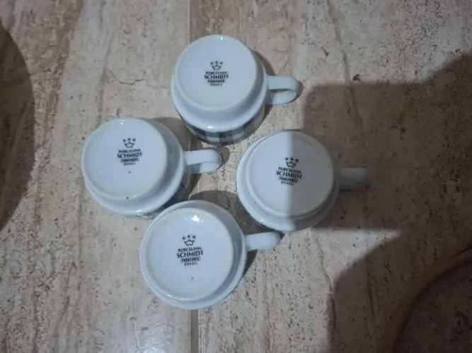 Xícara de porcelana Schmdit