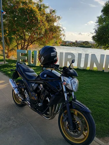 Bandit 650N novíssima!