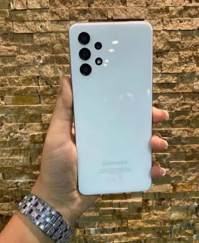 (APENAS TROCA) A32 Samsung por iphone superior