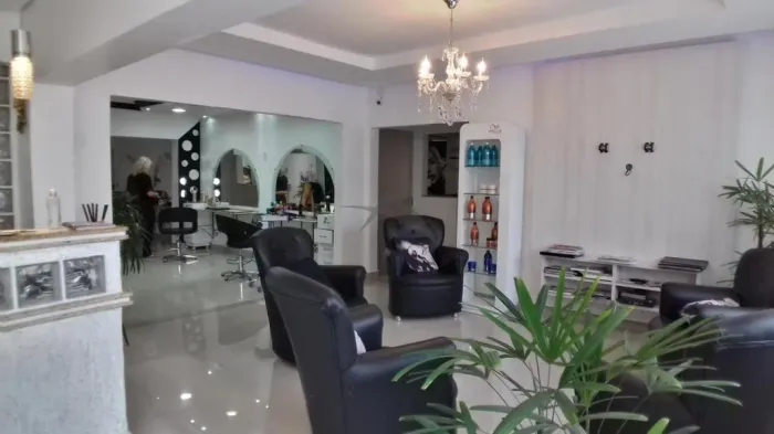 Casa à venda em Campinas, Jardim do Lago, com 9 quartos, com 290.75 m²
