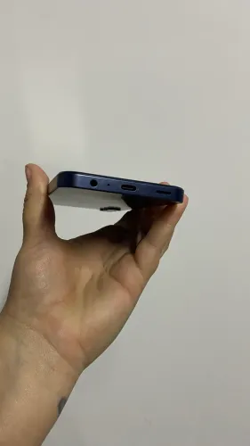 Vende-se Samsung novinho A15 com película e capinhas 256gb e 8gb de ram