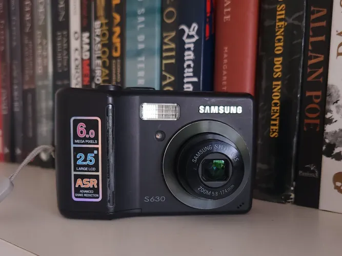 Samsung S630 Digital com Alça e Pilha Duracell