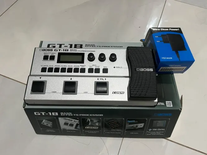 Pedaleira Boss Gt1B